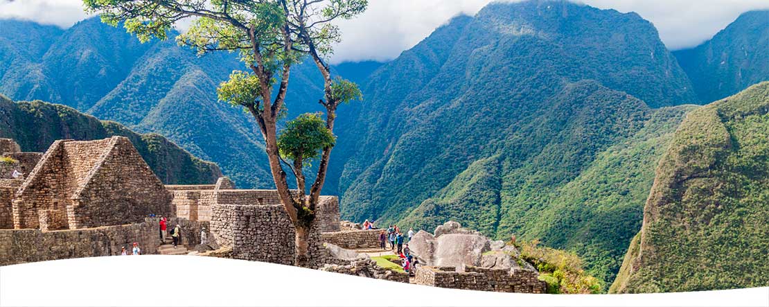 Peru, Machu Picchu ruins